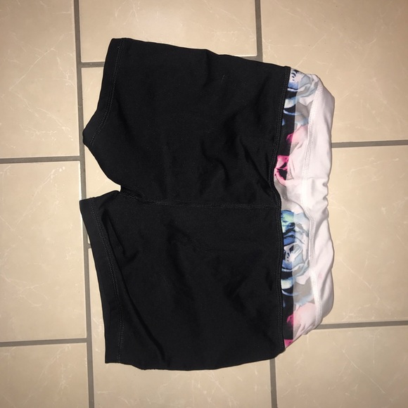 Girls athletic works shorts size 10 12 large - Picture 3 of 4